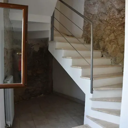 Della Gioventu Massimo Troisi Hostal *